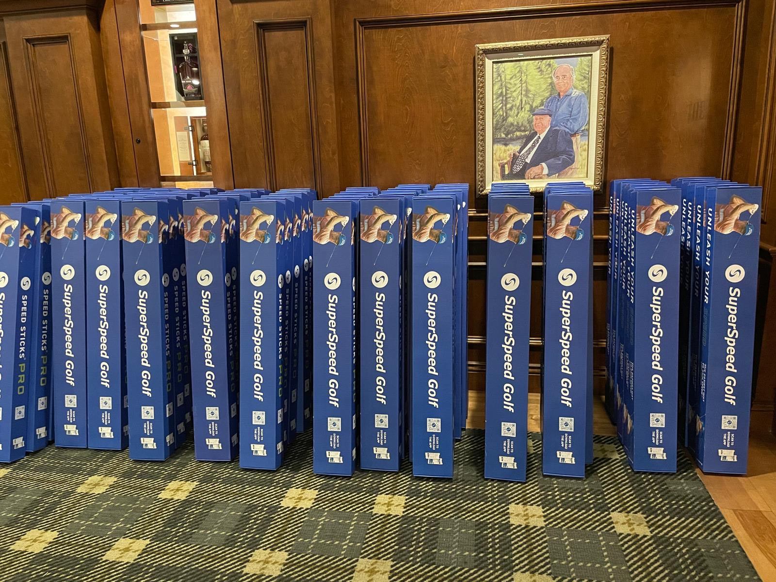 Corporate Golf Gifts<br>& Event Prizes